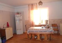 Продам большой дом на 10 сотках семли в совхозе Дзержинском