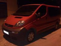 Продам Opel Vivaro (Красный)